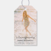 Elegant Memorial Photo Loving Memory Funeral Favor Cadeaulabel (Voorkant)