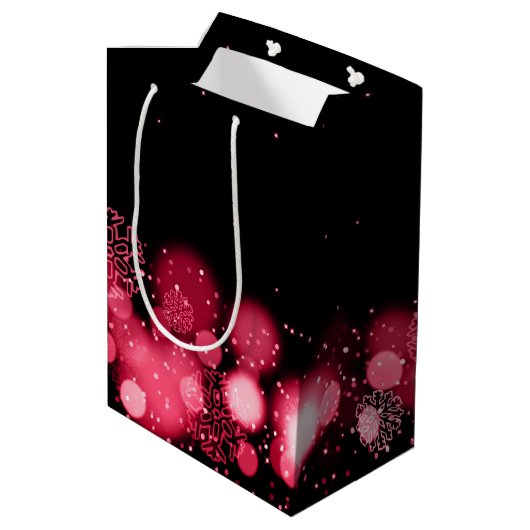 Elegant Merry Winter Wonder Red Medium Cadeauzakje (Achterkant Gekanteld)