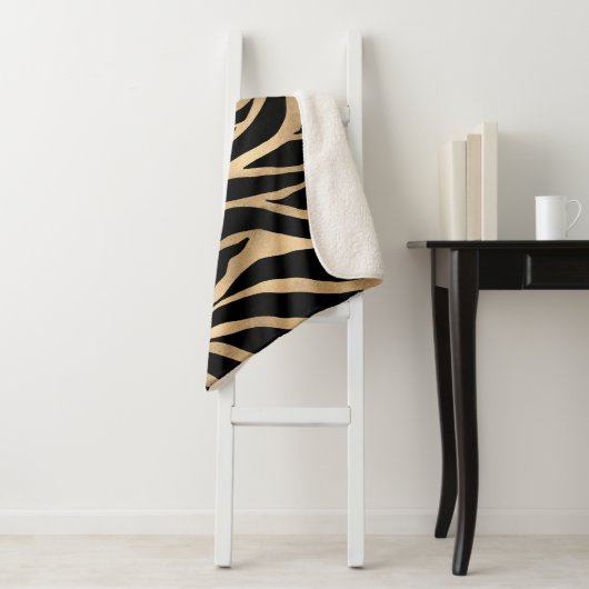 Elegant Metallic Gold Zebra Black Animal Print Sherpa Deken (In situ)
