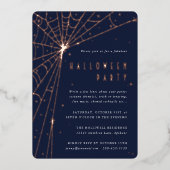Elegant Midnight Blue Spider Web Halloween Party Folie Uitnodiging (Voorkant)