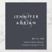 Elegant Minimal Squid Ink Modern Wedding White en Wijn Etiket (Enkel label)