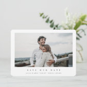Elegant minimale, moderne centrale foto save the date (Staand voorkant)
