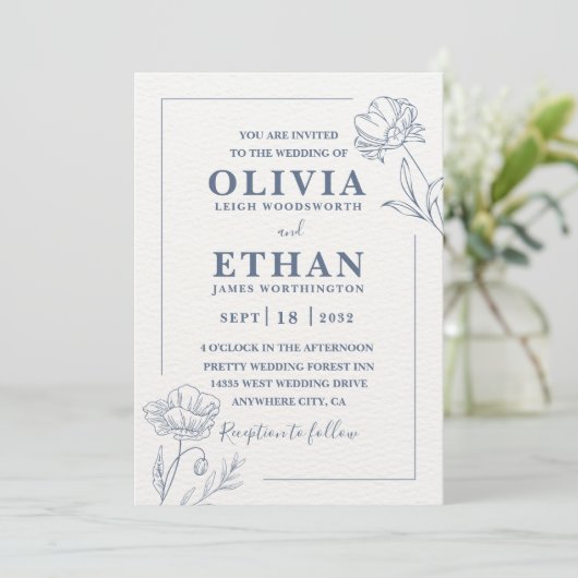 Elegant Minimalist Blue Floral Sketch Wedding  Kaart (Staand voorkant)