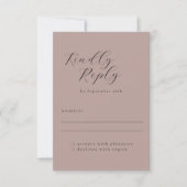 Elegant Minimalist Dusty Mauve Calligraphy Wedding RSVP Kaartje (Voorkant)