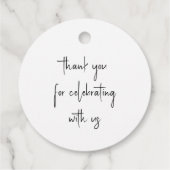 Elegant Minimalist Names Datum Black Script Weduwe Bedankjes Labels (Achterkant)