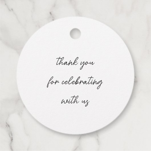 Elegant Minimalist Names Datum Black Script Weduwe Bedankjes Labels (Achterkant)