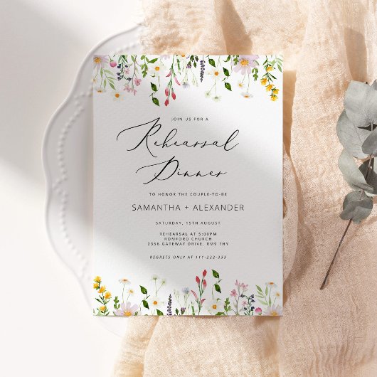 Elegant minimalist wildflower rehearsal dinner kaart