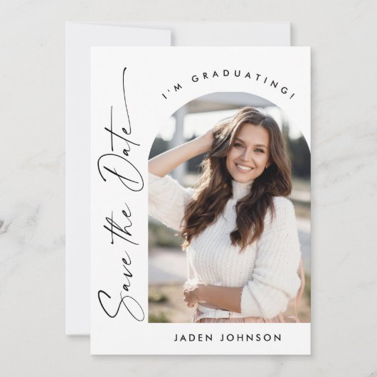 Elegant minimalistisch Afstuderen 2 foto QR code Save The Date (Voorkant)