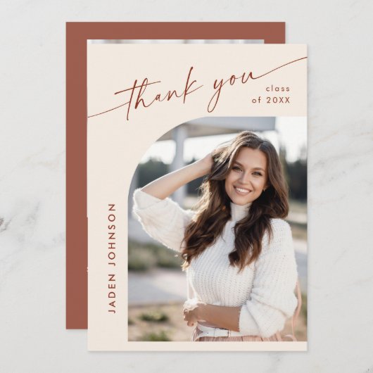 Elegant minimalistisch eenvoudig Afstuderen 2 foto Bedankkaart (Voorkant / Achterkant)