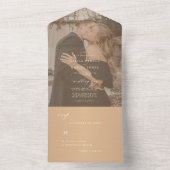 Elegant minimalistisch fotobedekkingshuwelijk all in one uitnodiging (Binnen)