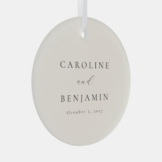 Elegant Minimalistisch Ivory Cream Calligraphy Wed Glas Ornament (Voorkant Rechts)