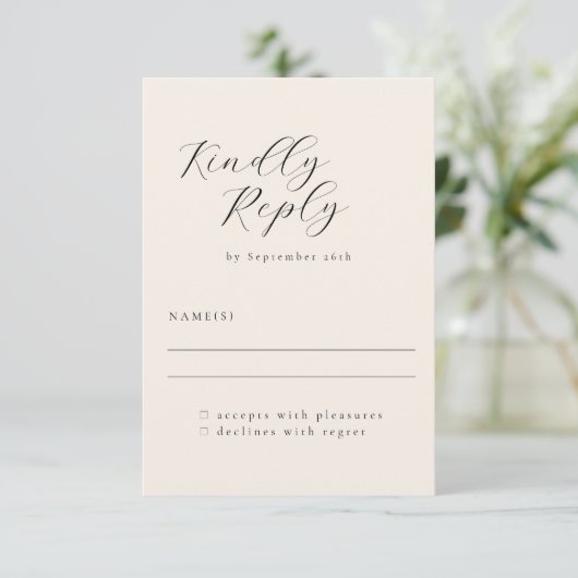 Elegant Minimalistisch Ivory Cream Calligraphy Wed RSVP Kaartje (Staand voorkant)