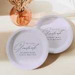 Elegant minimalistisch lavender-Afstuderen Papieren Bordje<br><div class="desc">Elegant afstuderen papier borden met "Afstuderen" in een mooi zwart script met een lavender paarse achtergrond. Pas de borden van het afstuderen aan door de naam van de afgestudeerde, schoolnaam, en het jaar van het afstuderen toe te voegen. De gepersonaliseerde afstuderen papieren borden zijn perfect voor zowel de academische wereld...</div>