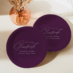 Elegant minimalistisch Paars Afstuderen Papieren Bordje<br><div class="desc">Elegant afstuderen papier borden met "Afstuderen" in een mooi wit script met een paarse achtergrond. Pas de borden van het afstuderen aan door de naam van de afgestudeerde, schoolnaam, en het jaar van het afstuderen toe te voegen. De gepersonaliseerde afstuderen papieren borden zijn perfect voor zowel de academische wereld als...</div>