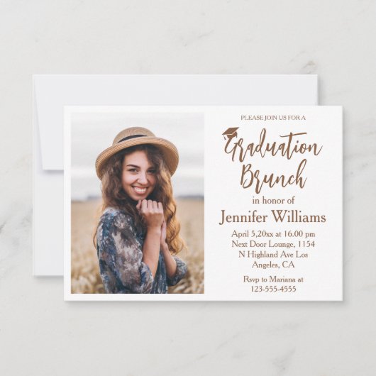 Elegant minimalistisch script afstuderen brunchfot kaart (Voorkant)