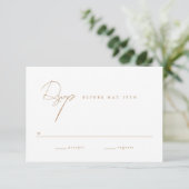 Elegant minimalistisch script Gold Wedding RSVP Kaartje (Staand voorkant)
