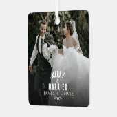 Elegant minimalistisch vet vrolijk en getrouwd fot metalen ornament (Voorkant links)