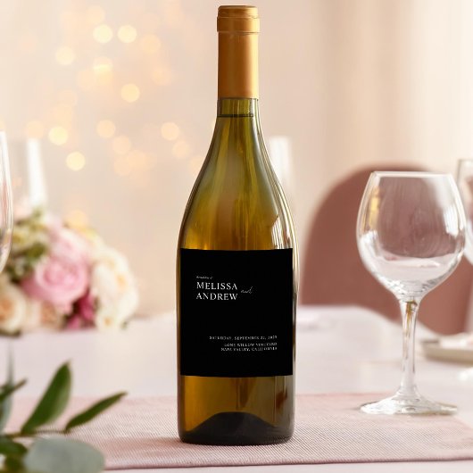 Elegant minimalistisch zwart-withuwelijk wijn etiket