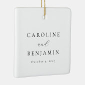 Elegant minimalistisch zwart-witkalligrafie bruilo keramisch ornament (Rechts)