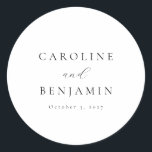Elegant minimalistisch zwart-witkalligrafie bruilo ronde sticker<br><div class="desc">Elegant minimalistische zwarte witte kalligrafie Klassieke ronde Sticker</div>