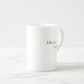 Elegant minimalistische scriptnaam op maat porselein kop (Voorkant rechts)