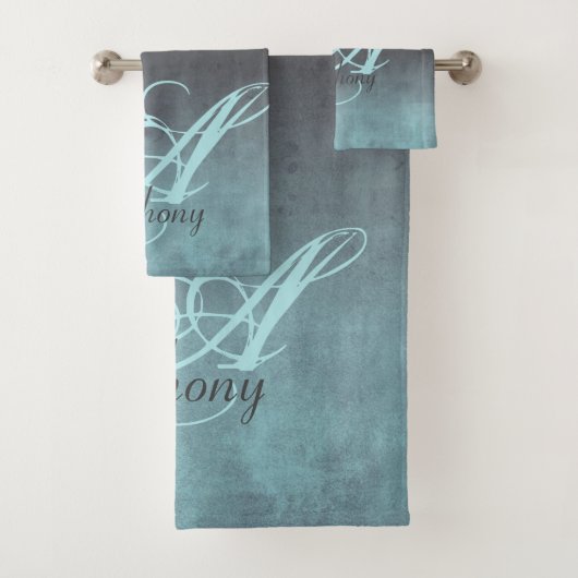 Elegant Mint Gray Black rustige monogram Bad Handdoek (Insitu)