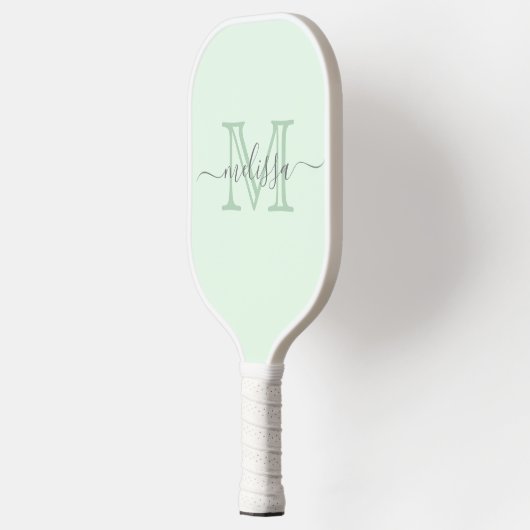 Elegant Mint Green Minimale Naam en Monogram Pickleball Paddle (Links)