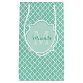 Elegant mint Green Quatrefoil Monogram met naam Klein Cadeauzakje (Voorkant)