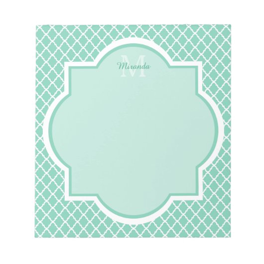Elegant mint Green Quatrefoil Monogram met naam Notitieblok (Voorkant)