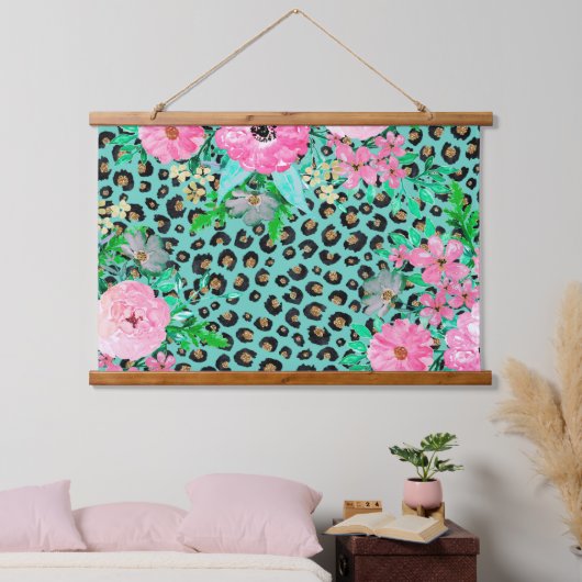Elegant Mint Leopard Print en Floral Design Hangend Wandkleed (Slaapkamer)
