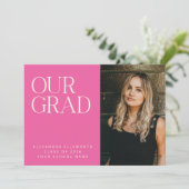 Elegant modern 2 Photo Hot Pink Simple Afstuderen Aankondiging (Staand voorkant)