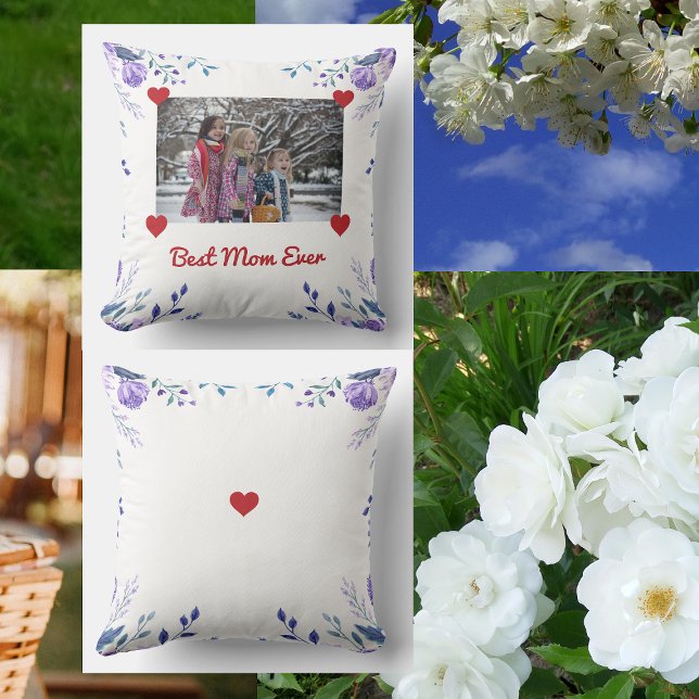 Elegant Modern Best Ma Ever Hearts Photo Floral Kussen (Best Mom Ever. Elegant personalized floral photo pillow for Mother's day. Photo held by red hearts)