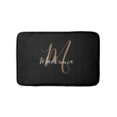 Elegant Modern Black Gold Monogram Script Name Badmat (Voorkant)
