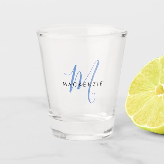 Elegant modern blauw Script-monogram Shot Glas (Voorkant)