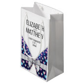 Elegant modern blok- en hartspetselontwerp klein cadeauzakje (Voorkant Gekanteld)