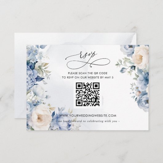 Elegant Modern Botanisch Stoffig Blauw Bloemen QR RSVP Kaartje (Voorkant / Achterkant)