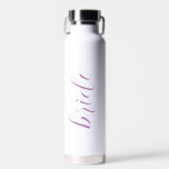 Elegant modern bruiloft voor aangepaste scriptbrid waterfles<br><div class="desc">Elegant Modern Wedding Water Bottle. Een modern en minimalistisch ontwerp in wit en pastel paars. Om het even welke doopvont,  om het even welke kleur,  geen minimum.</div>