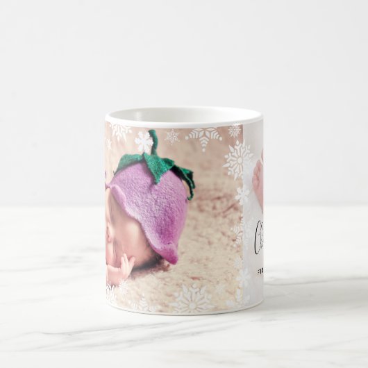 Elegant modern eerste kerstfoto baby, aangepast koffiemok (Center)