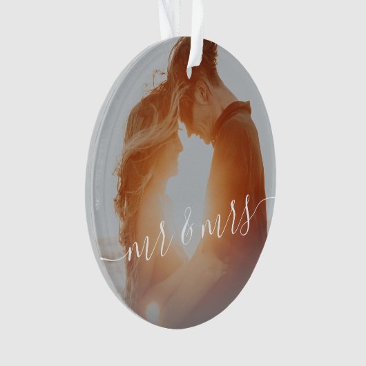 Elegant modern Eerste Kerstmis als Mr. & Mrs Foto Ornament (voorkant)