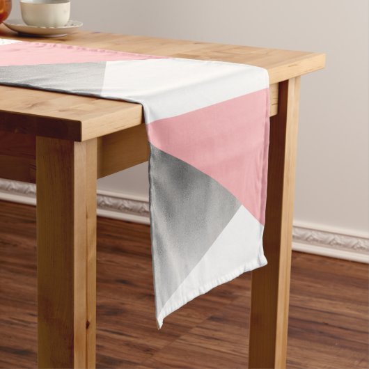 elegant modern faux zilverzwart roze geometrisch korte tafelloper (Voorbeeld)