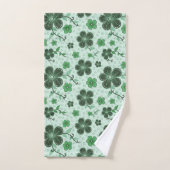 Elegant, Modern Flower Pattern on Green Bad Handdoek (Handdoek)