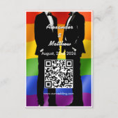 Elegant Modern Gay Men Wedding Rainbow QR Code Informatiekaartje (Achterkant)