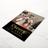 Elegant Modern Gelukkig Nieuwjaar 2026 Familiefoto Folie Feestdagenkaart (Gedraaid)