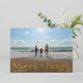 Elegant Modern Gold Ppress Photo Merry en Bright Folie Feestdagenkaart (Staand Voorkant)