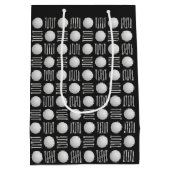 Elegant Modern Golfbal & T-shirt Zwart Noir Medium Cadeauzakje (Achterkant)