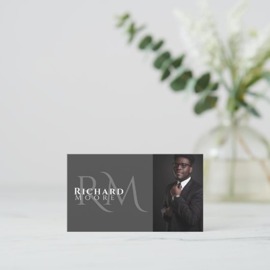 Elegant Modern Gray and White Photo Monogramed Visitekaartje (Staand voorkant)