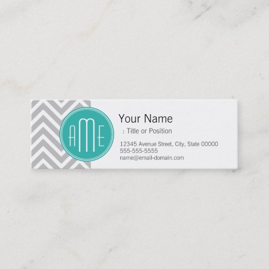 Elegant Modern Gray Chevron en Mint Monogram Mini Visitekaartje (Voorkant)