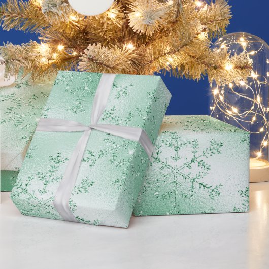 Elegant modern Green Kerstmis Snowflake Patroon Cadeaupapier (Feestdagen)