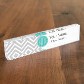 Elegant Modern Grijs Chevron en Mint Monogram Naambordje (Zijkant)