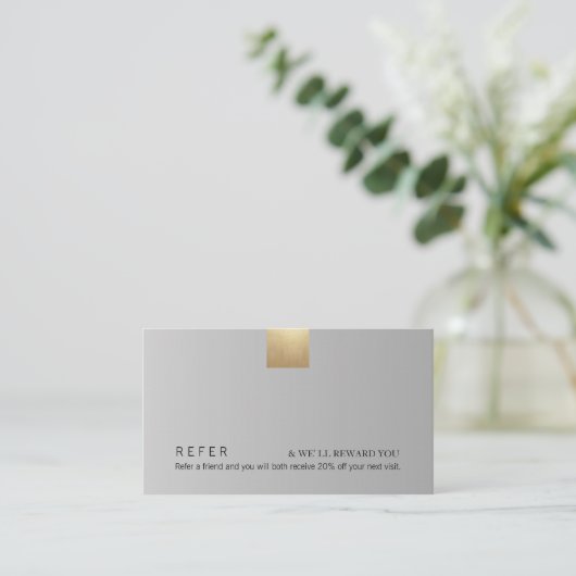 Elegant modern grijs gradiënt Gold Accent Referenc Visitekaartje (Staand voorkant)